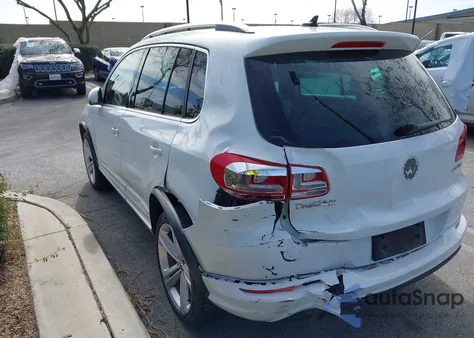 2015 Volkswagen Tiguan R-Line z USA, uszkodzony, nr VIN WVGAV7AX9FW092348